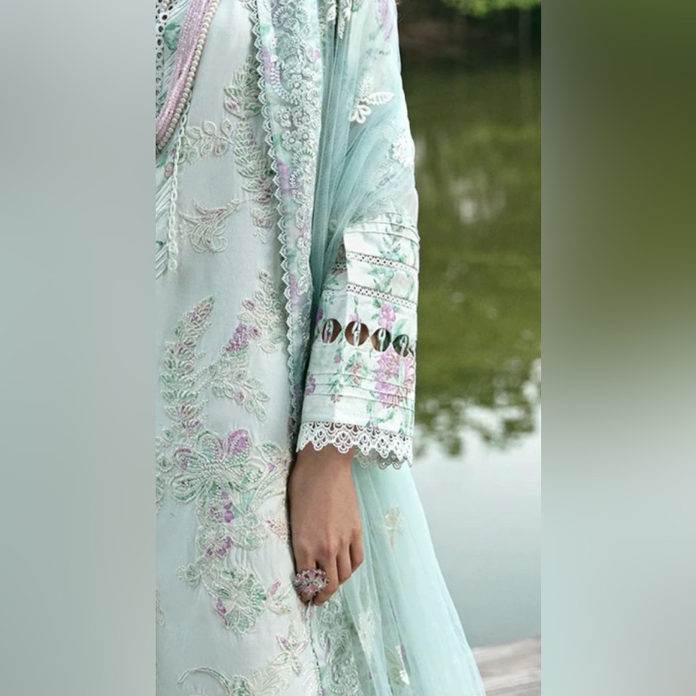 Embroidered Kurta Set brand Republic womenswear Pakistani Indian dress - Picture 2 of 14